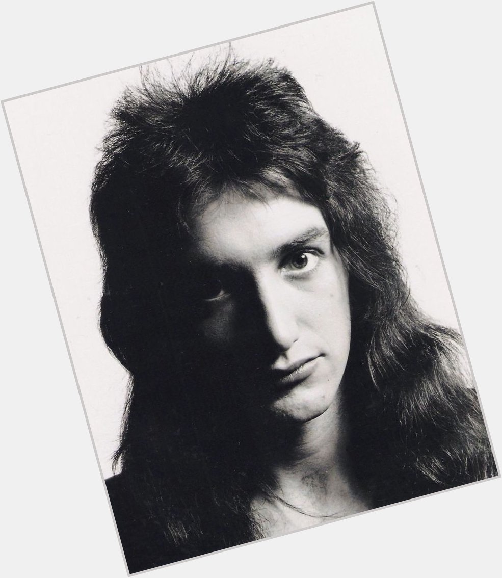 Happy birthday to John Deacon, one of the best bass player! 