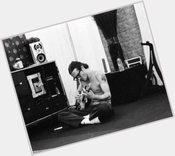 It\s John Frusciante\s birthday. \"Live above hell,\" Johnny says. A very happy birthday Johnny! 