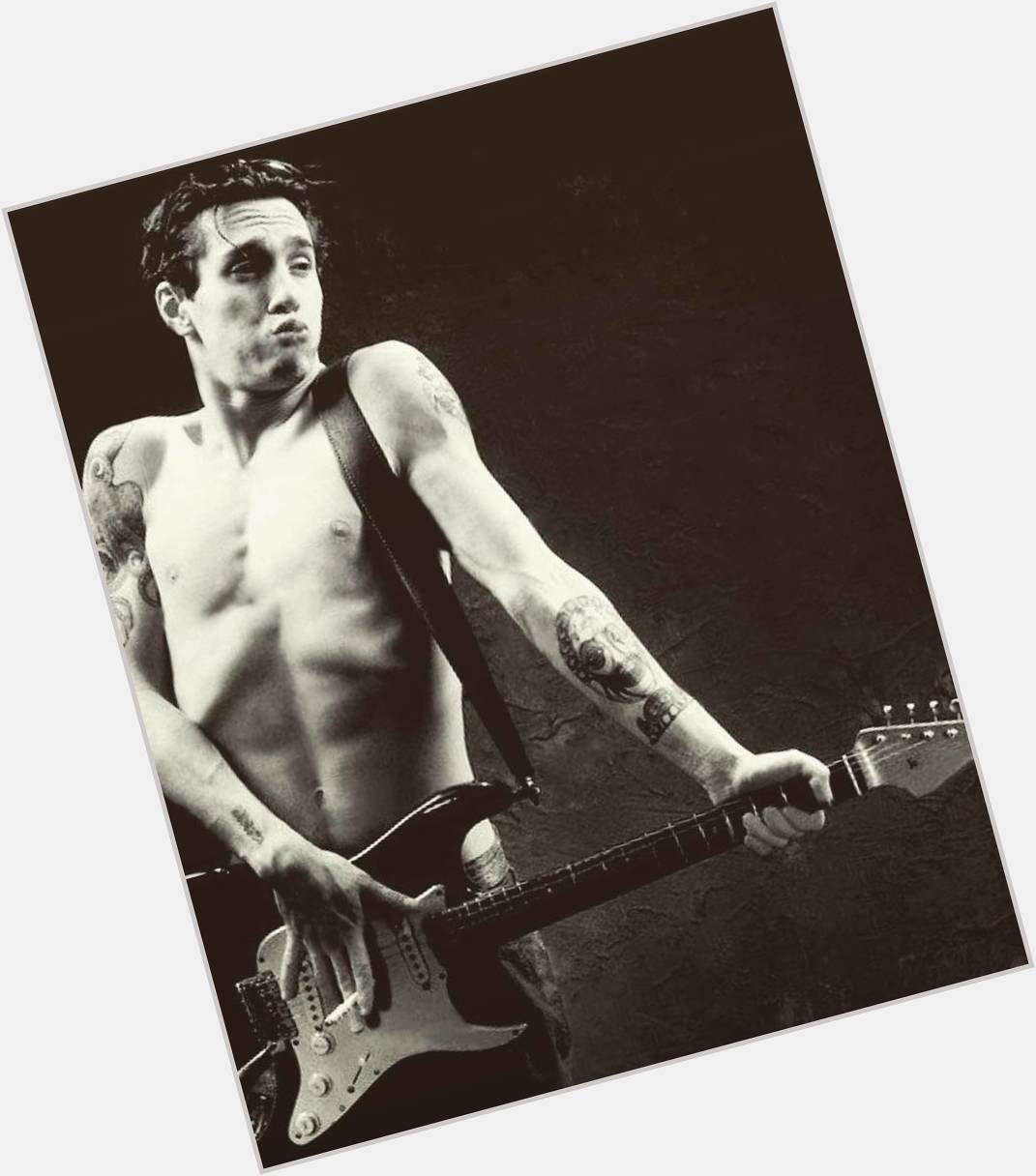 Happy birthday to the legend that is John Frusciante   