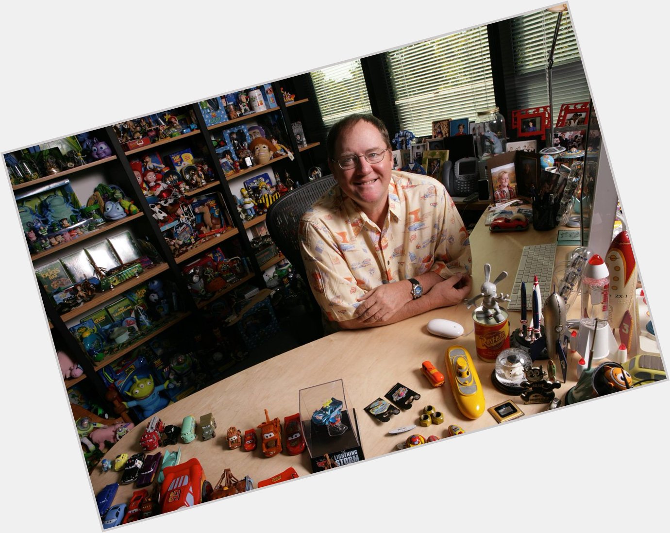 Join us in wishing director and Pixar animator John Lasseter a very happy birthday! 