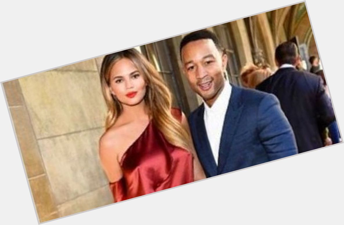 Chrissy Teigen Wishes Hubby John Legend A Happy Birthday With Sexy Pic

 