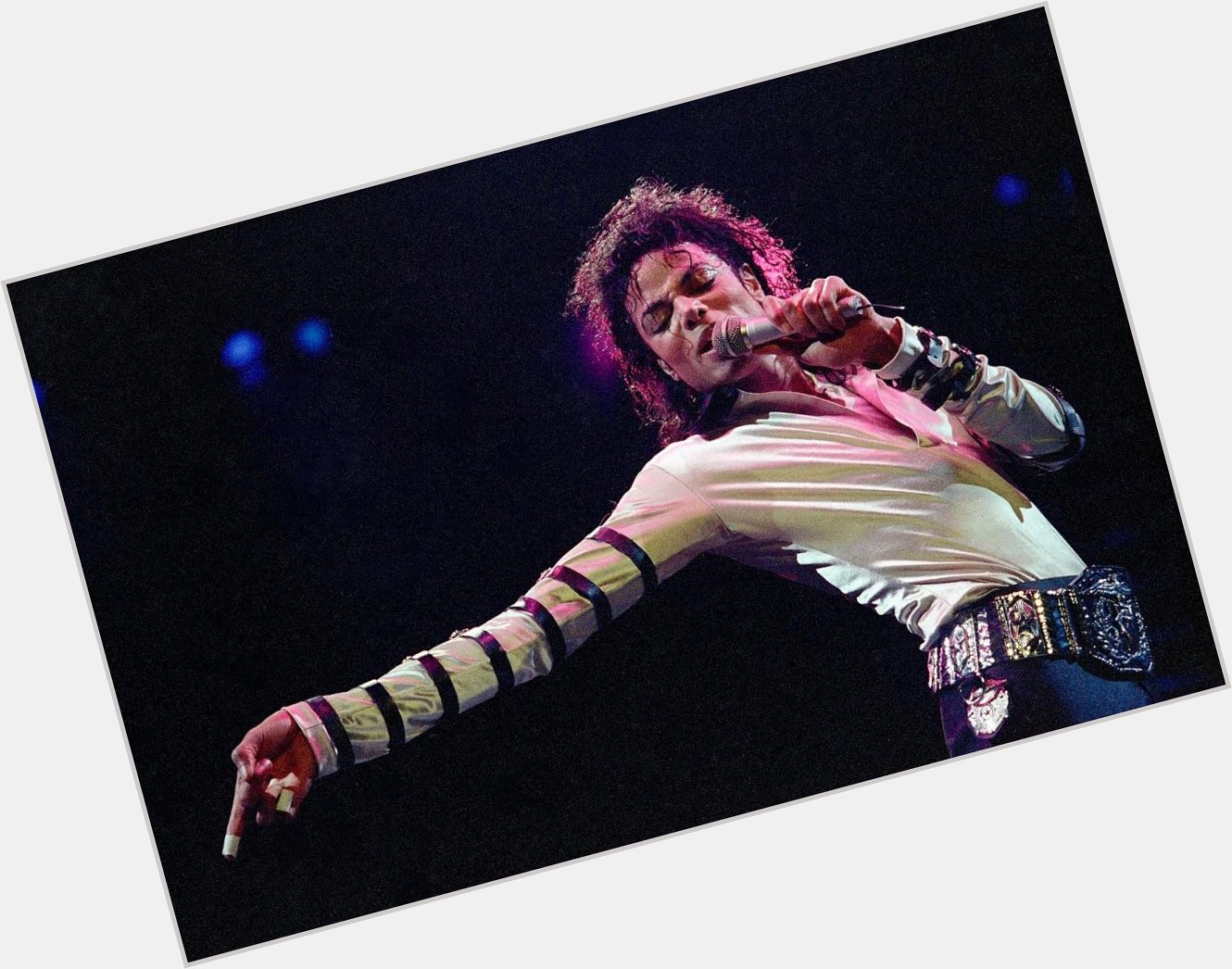 Happy birthday to the king of pop! The late great Michael Jackson would\ve turned 59 today.  