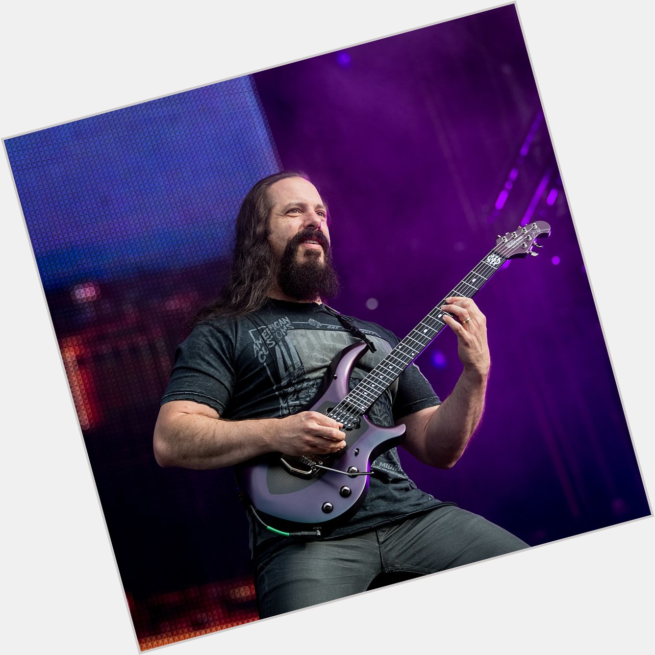 Happy birthday to John Petrucci! What\s your favorite album? ( Andreas Lawen) 
