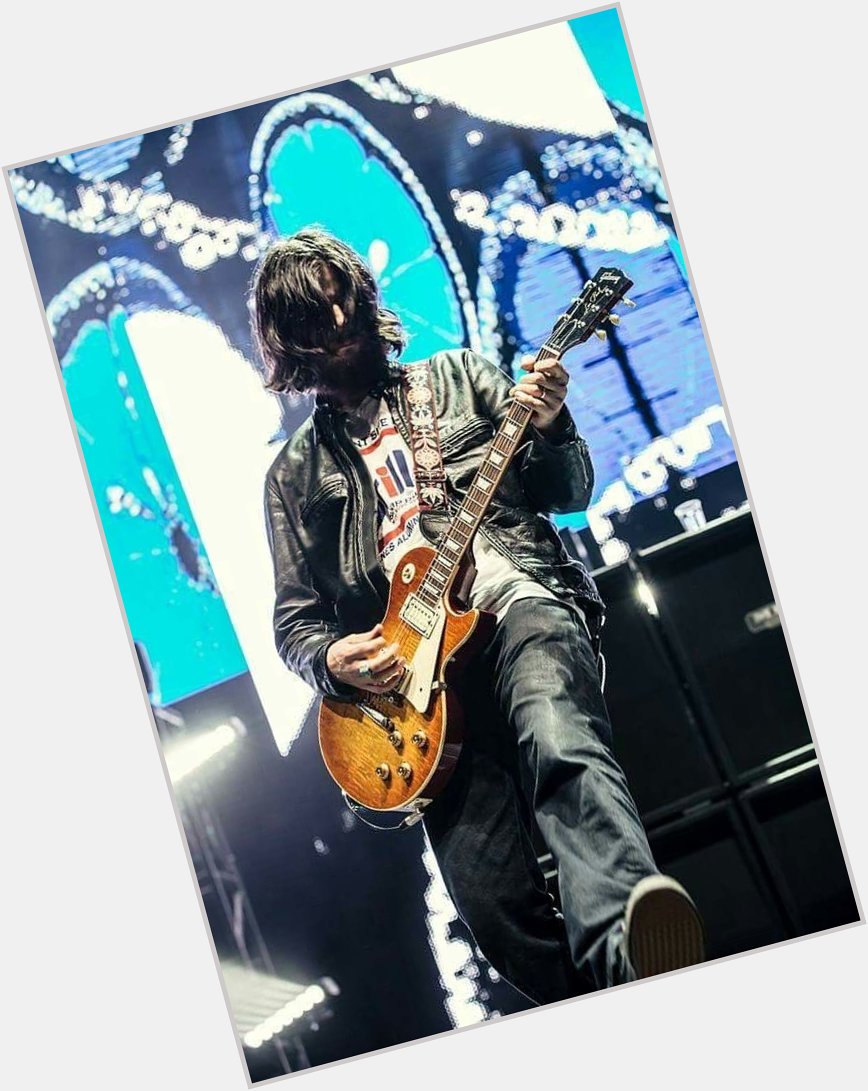 HAPPY BIRTHDAY!!... to the guitar legend himself.... Mr John Squire. 