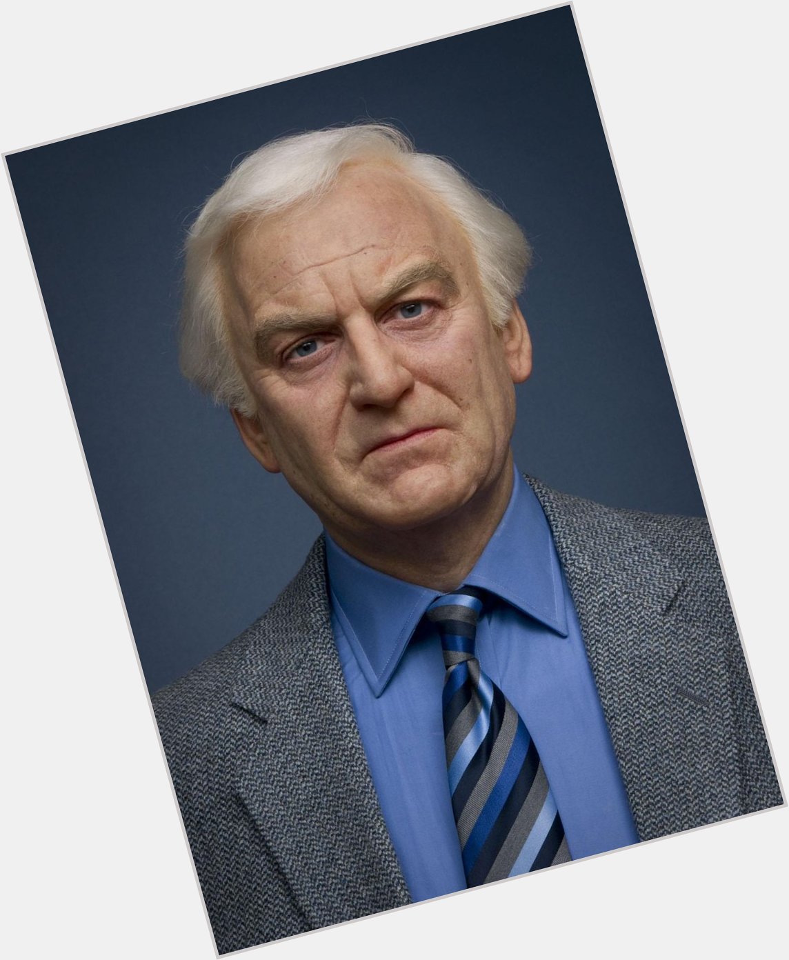 Happy Birthday to the late veteran actor John Thaw who would have been 73 today. 