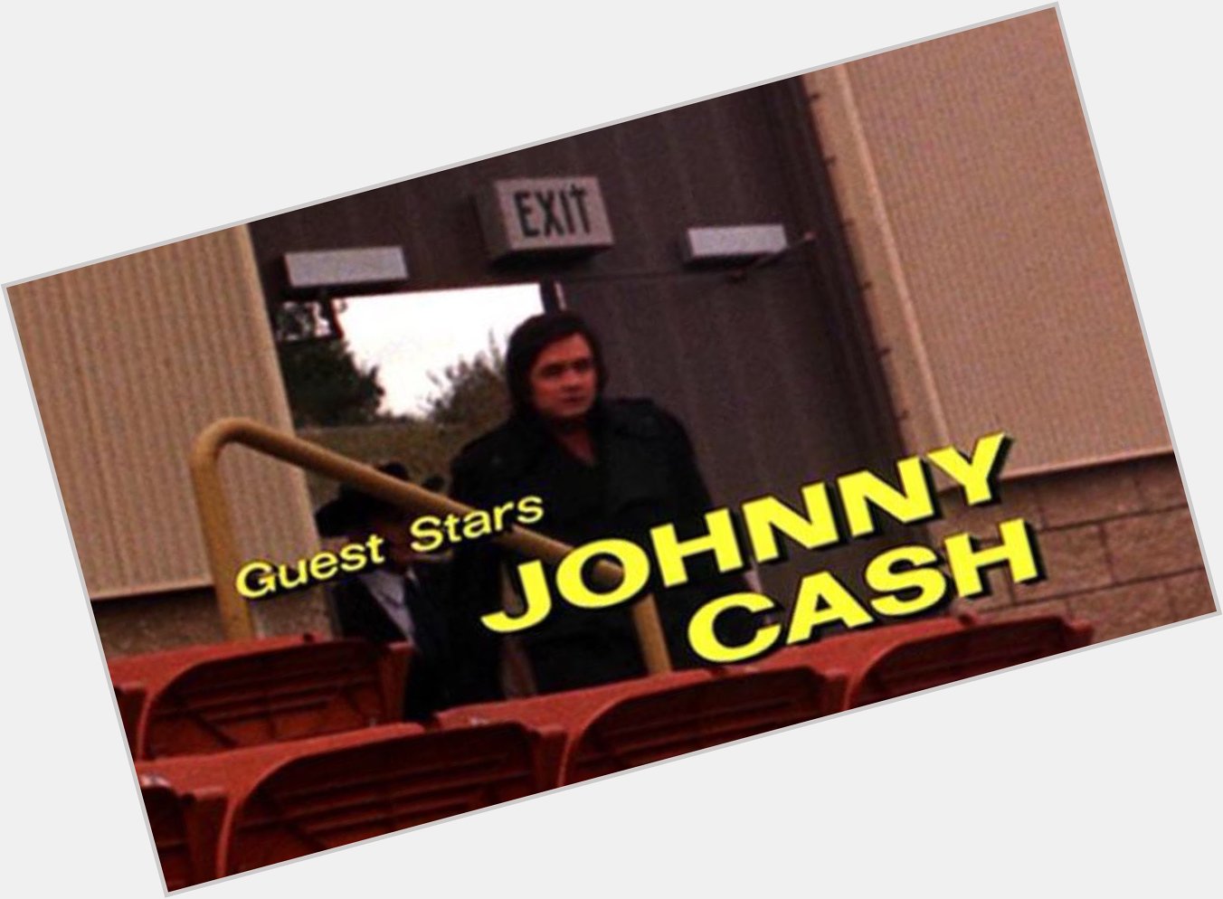 Happy birthday to Johnny Cash! Here he is going up against Columbo in Swan Song in 1974...  