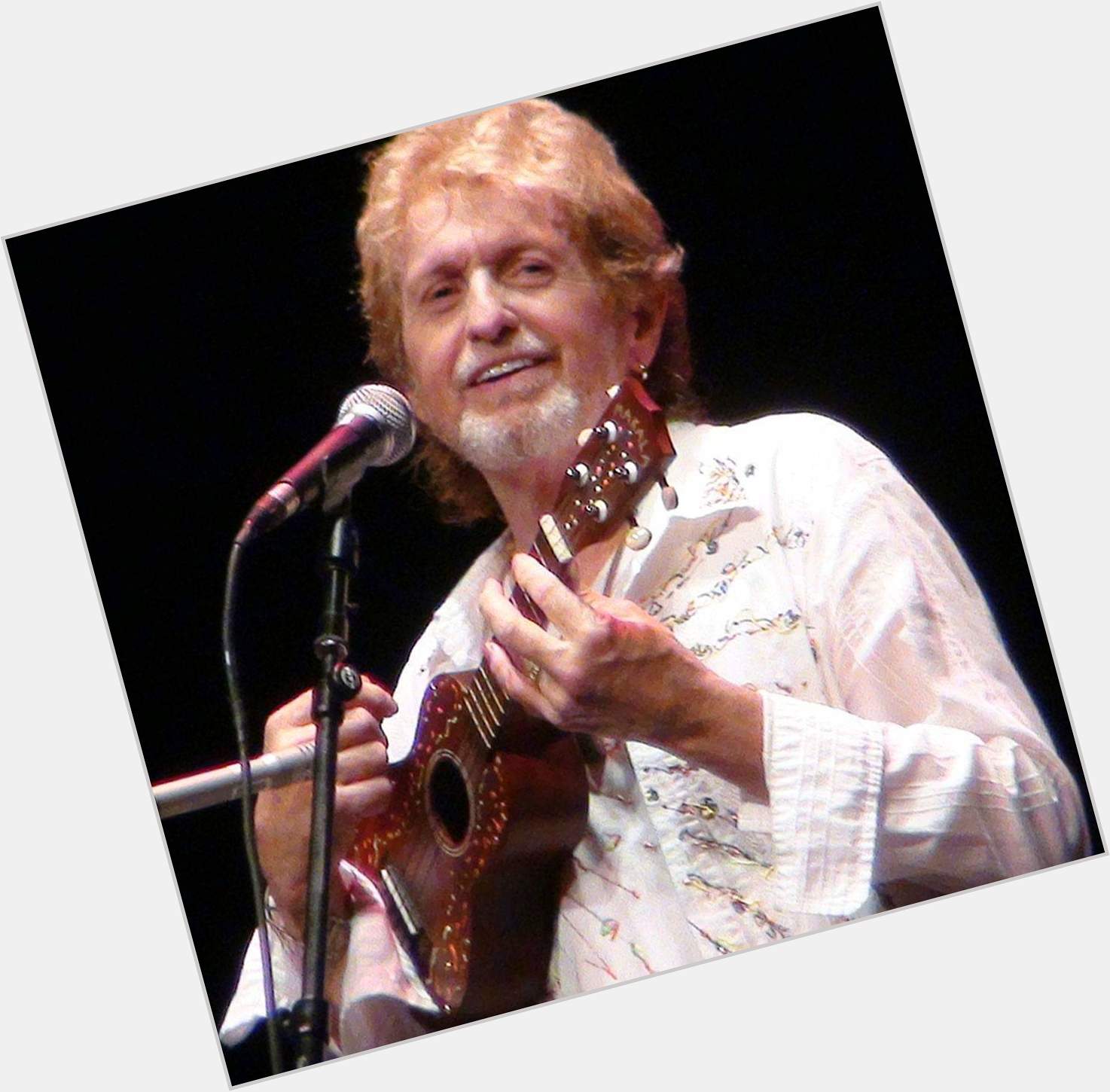 Jon Anderson (John Roy Anderson / ex.Yes) 
Birth 1944.10.25 ~
Happy Birthday
 