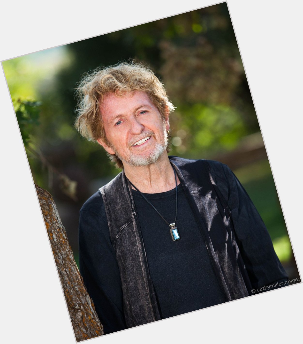 Happy 77th Birthday to the most unique voice in rock history.
The great Jon Anderson 