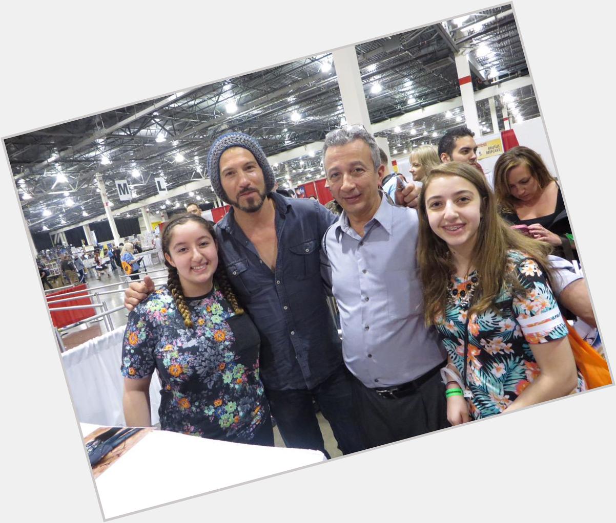 HAPPY BIRTHDAY TO ONE OF MY FAVORITE PEOPLE, JON BERNTHAL! IT WAS SO NICE MEETING YOU 