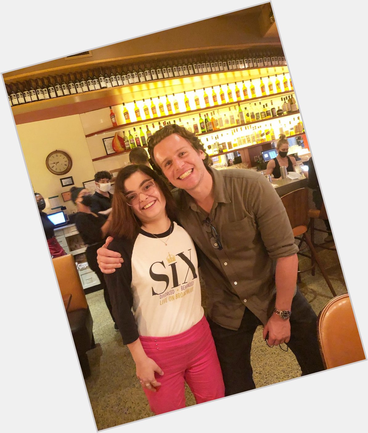 Happy birthday to Jonathan Groff! He is such a nice guy. I still can t believe I randomly met him last year. 