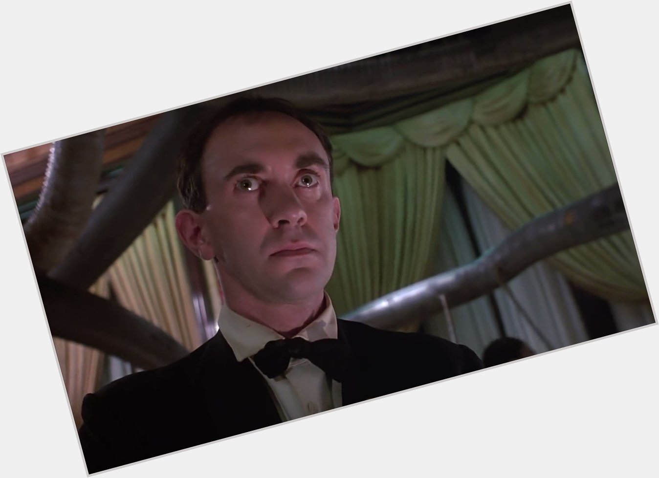 \"I\m not a star, I\m an actor - there\s a difference!\"
Happy 75th birthday Jonathan Pryce ~ Brazil (1985) 