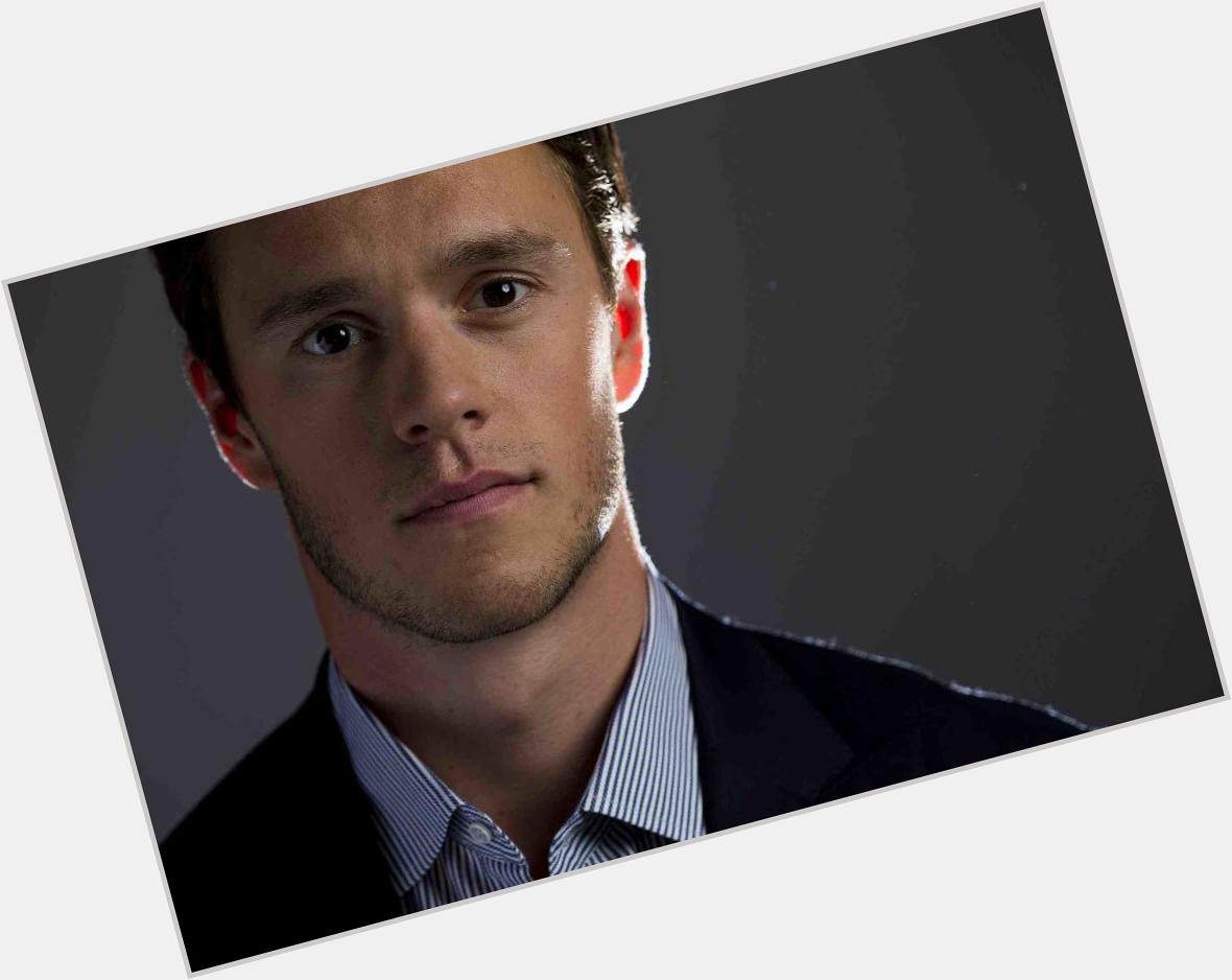 Happy birthday the hottest captain in the game, Jonathan Toews. I\ll help you celebrate 27 times over. 