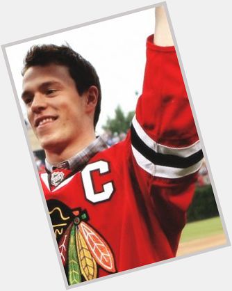HAPPY BIRTHDAY TO ONE OF MY FAVOURITE PLAYERS EVER, JONATHAN TOEWS !!! LOVE YOU SOO MUCH TAZER !         