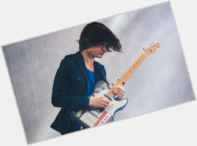 Happy Birthday Jonny Greenwood Realmente de lo mejor que hay y de los que tienen menos reflectores 