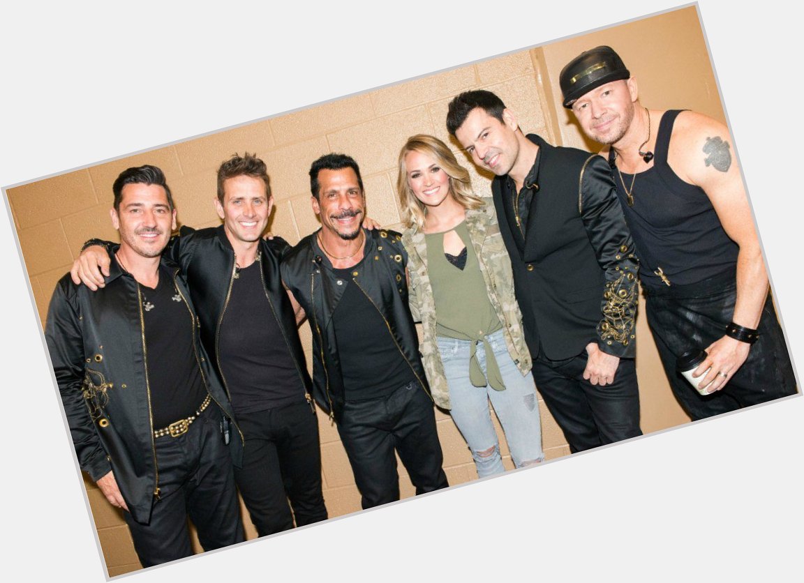 Carrie Underwood Geeks Out Over Singing Happy Birthday to NKOTB s Danny Wood and 