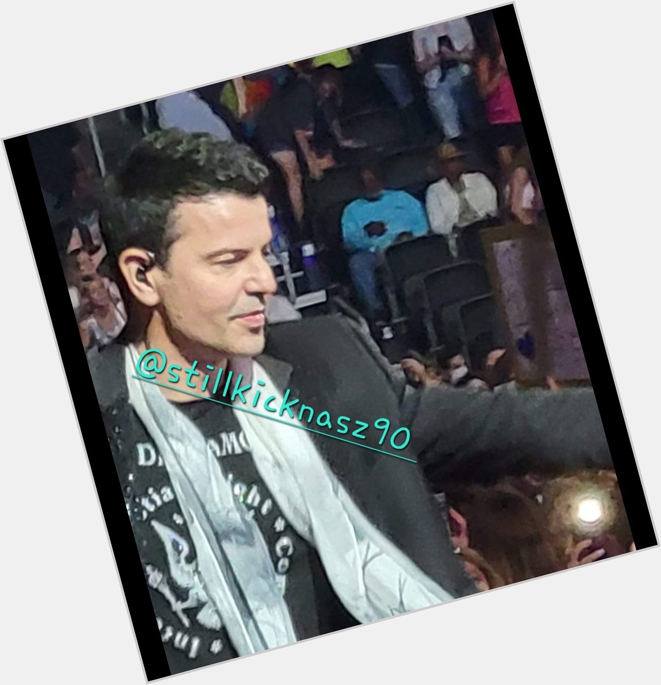 Happy birthday to Mr Jordan Knight from Hope you have the best birthday ever. Love ya!! 