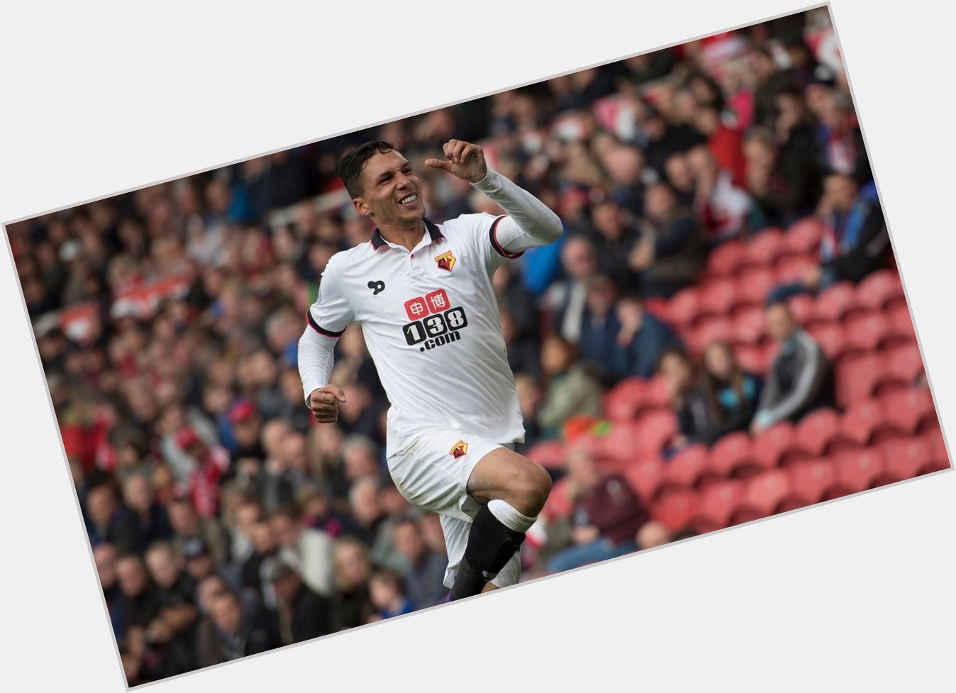  | Happy Birthday to defender José Holebas, who turns 34 today! 