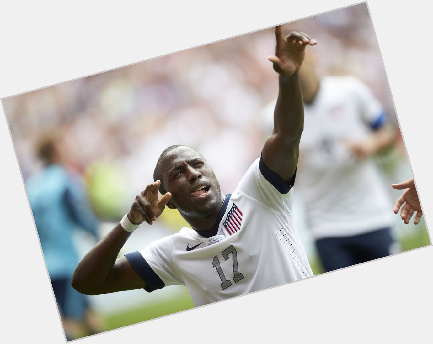 Happy birthday, Jozy Altidore! He has more international goals (29) than:

E.Cavani (27)
R.Falcao (25)
C.Tevez (13) 