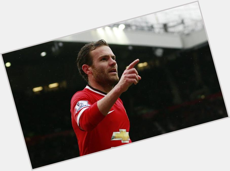 Happy 27th birthday to Juan Mata. No midfielder has a better pass accuracy (90%) in the PL this term (1,100+ passes). 