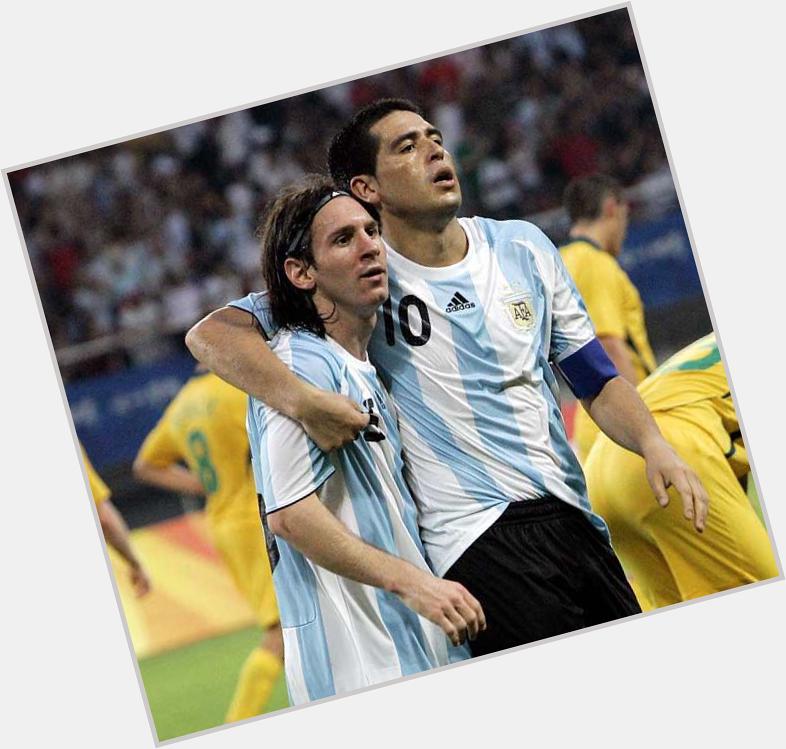 Lionel Messi and Juan Roman Riquelme share the same day of birth. Happy birthday to both legends. 