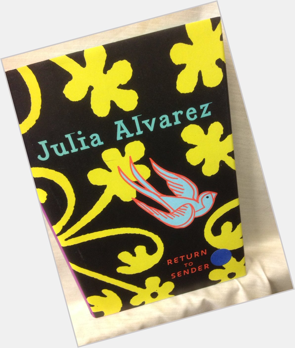Happy Birthday Julia Alvarez! Have you read her novel Return to Sender? It\s gripping and emotional and timely! 