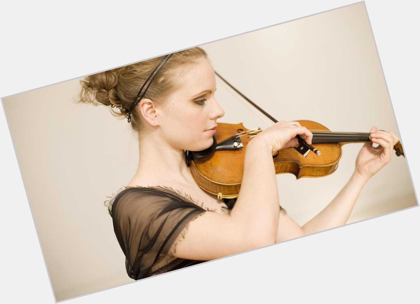 June 15, wish Happy Birthday to German classical violinist and pianist, Julia Fischer. 