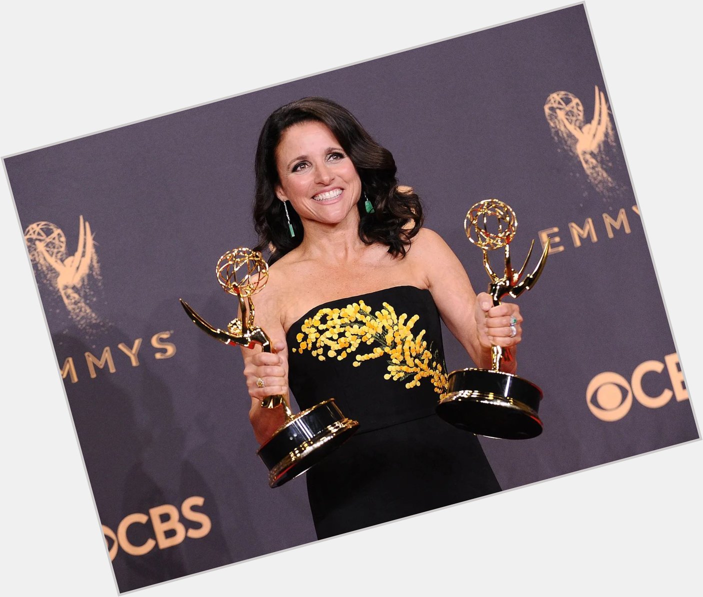 Happy 61st birthday to the beautiful, funny, and talented Julia Louis-Dreyfus! 