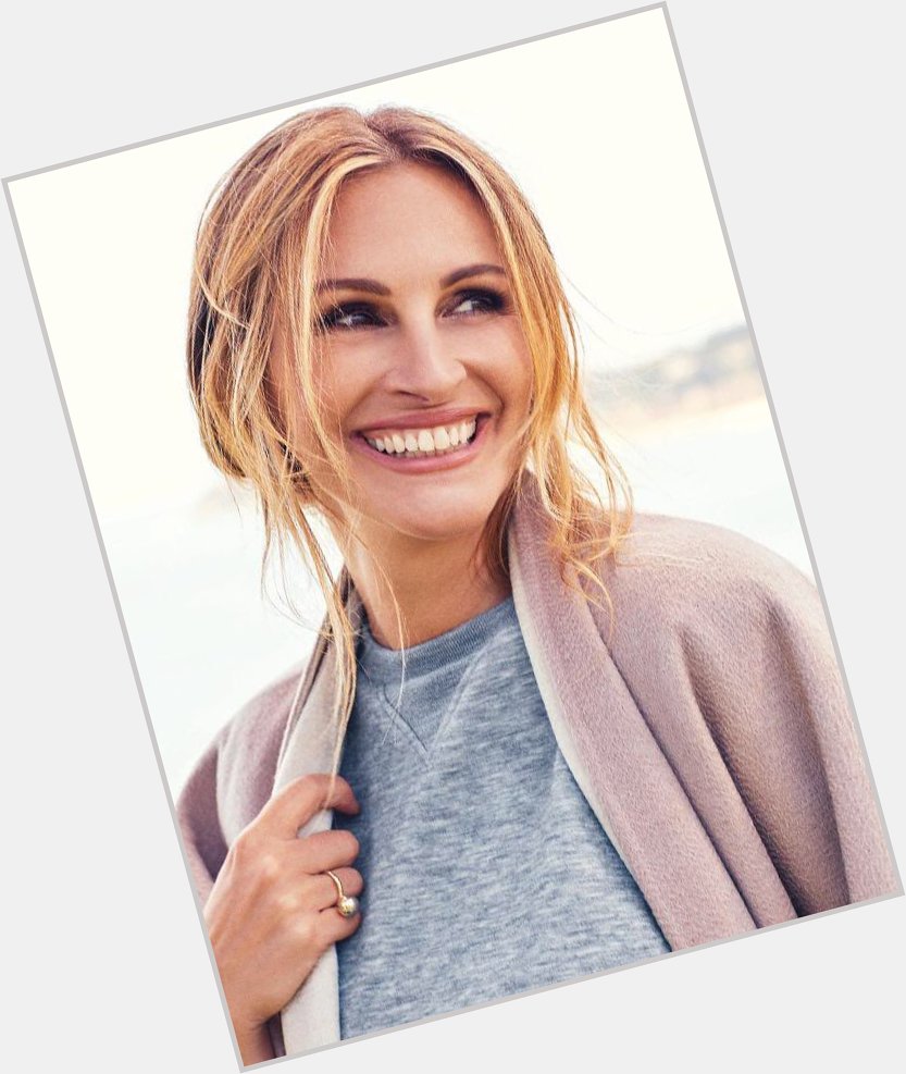 Happy birthday to this wonderful actress with the most beautiful smile in the world, Julia Roberts! 