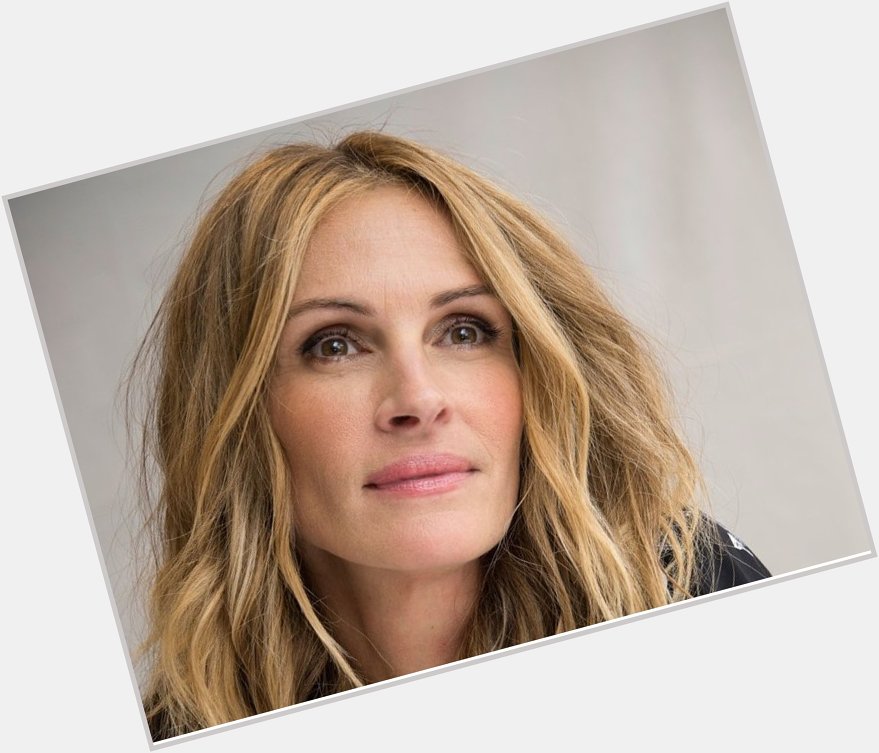 Happy 51st Birthday, Julia Roberts! 