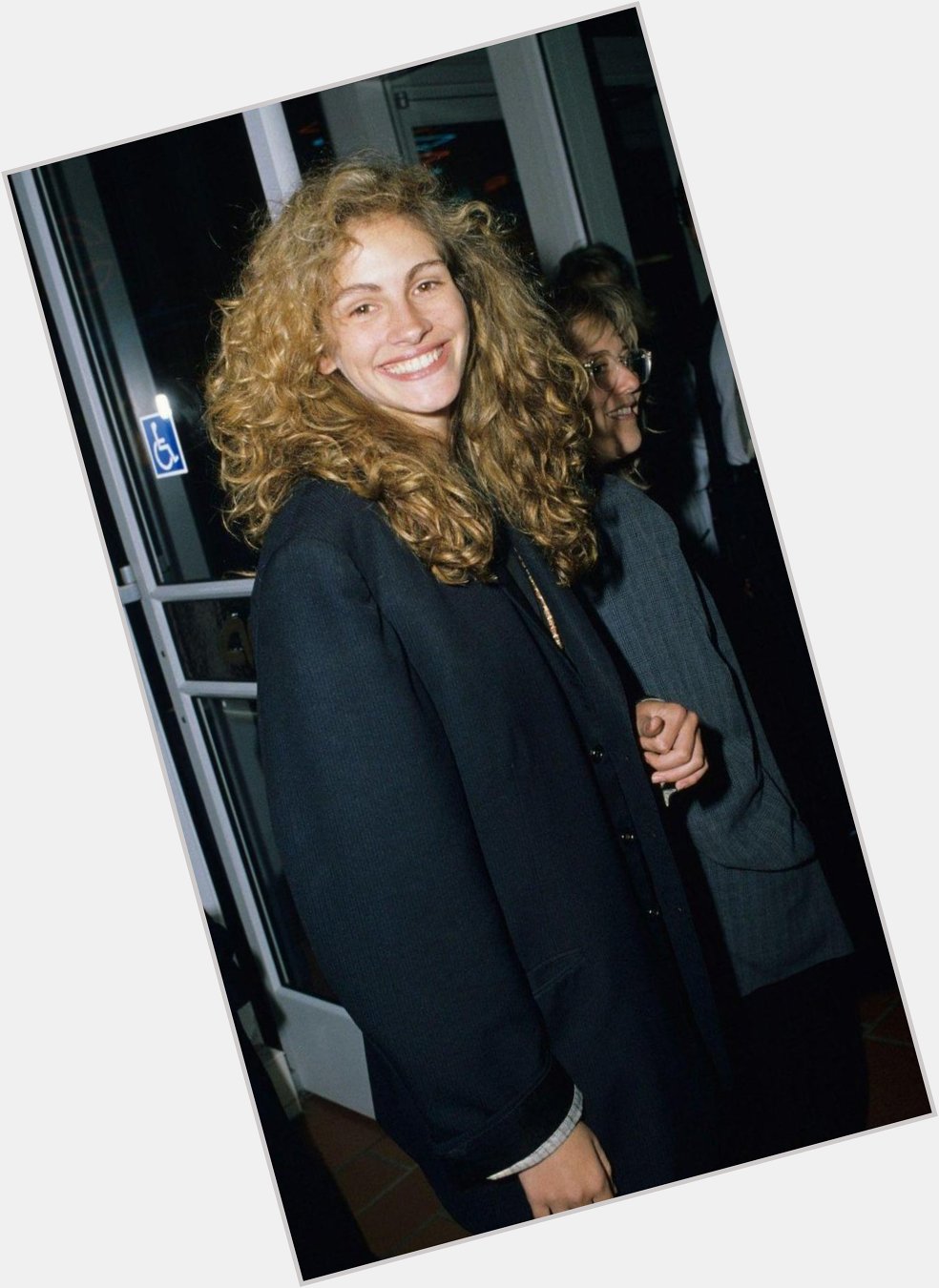 Happy birthday Julia Roberts! Here are some of the her best hair moments! 