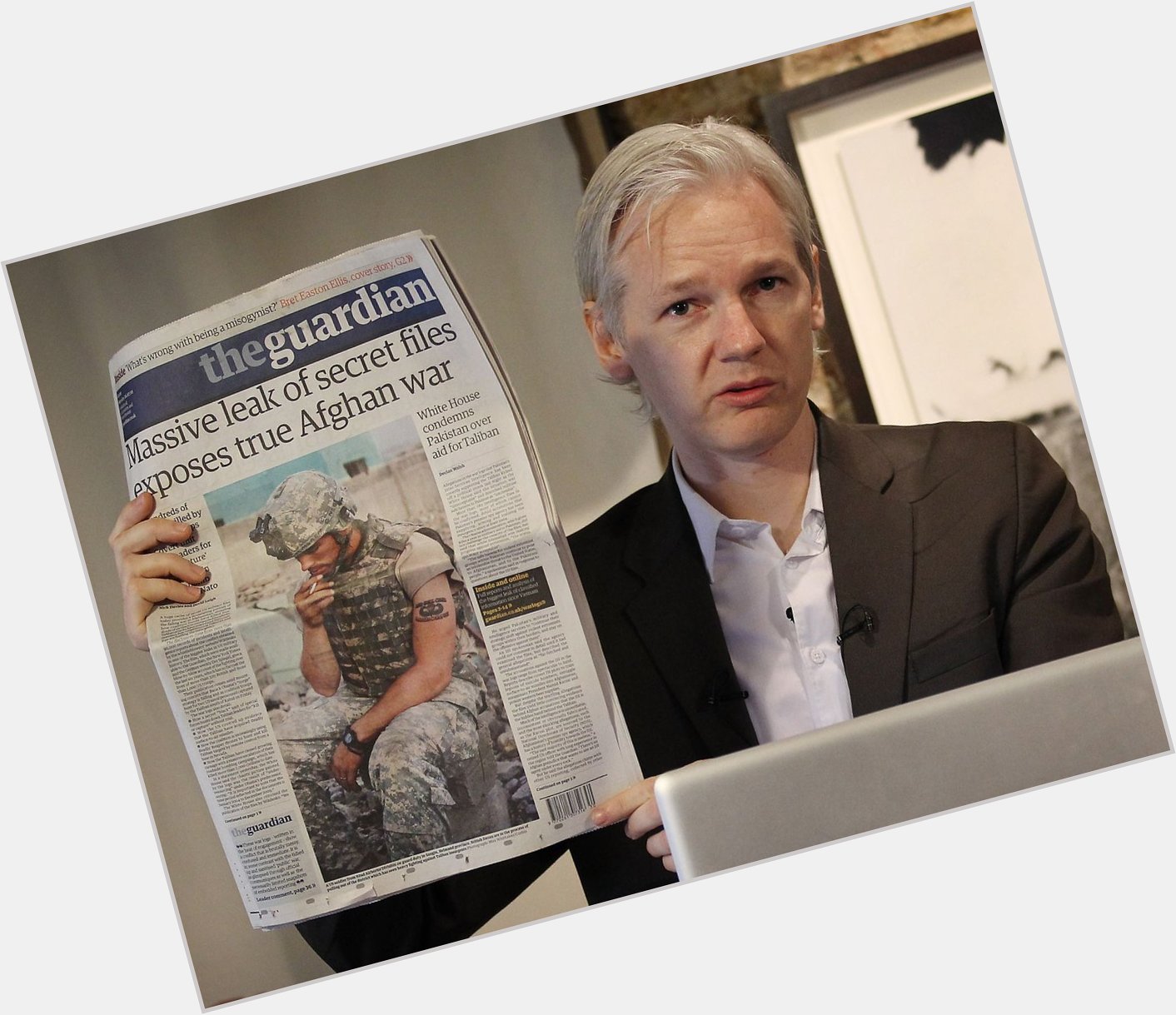   Happy birthday Julian Assange zum 51 Geburtstag!! 