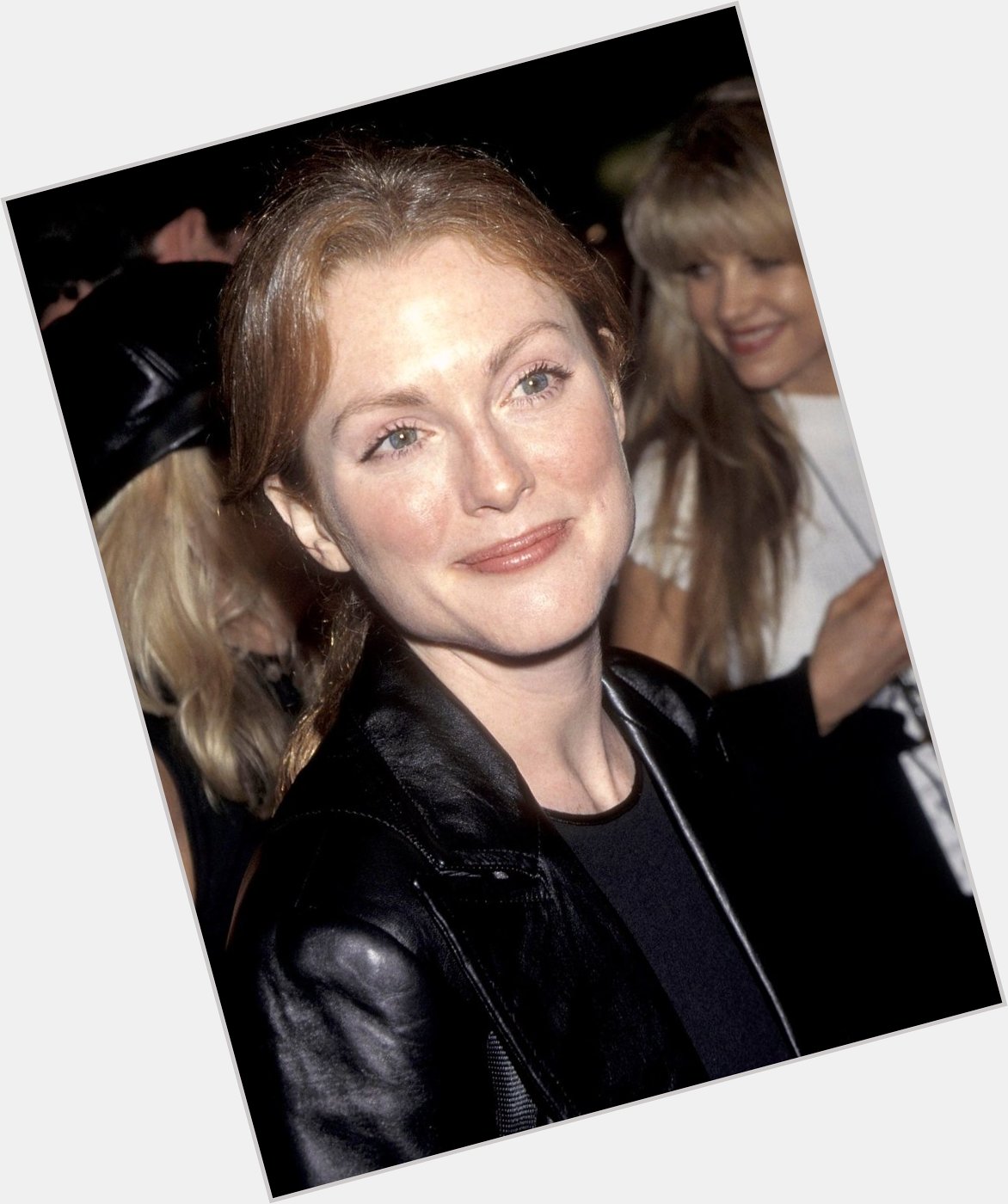 It\s already past midnight for me so HAPPY BIRTHDAY JULIANNE MOORE!!!!                         