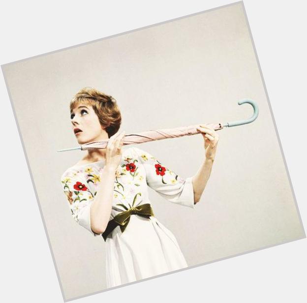Happy birthday, Julie Andrews! Easily one of the most elegant women of all time. 