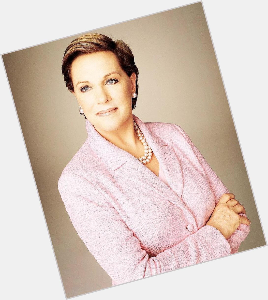HAPPY BIRTHDAY to Dame Julie Andrews, the most wonderful person who has inspired me and made me so happy!!        