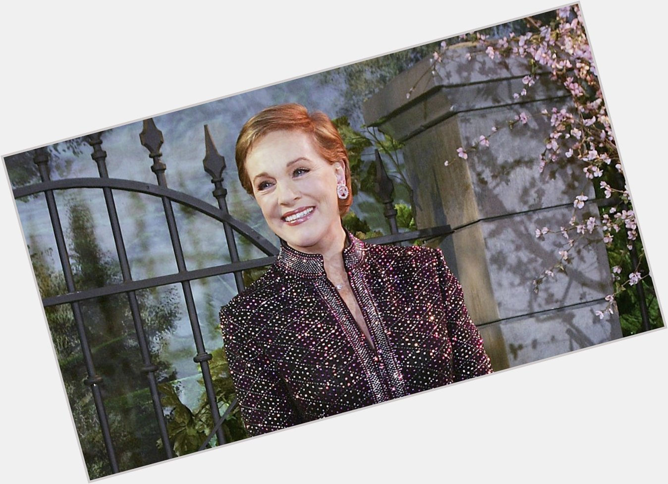 Happy Birthday to the queen that is Dame Julie Andrews. She\s the realest one out there. 