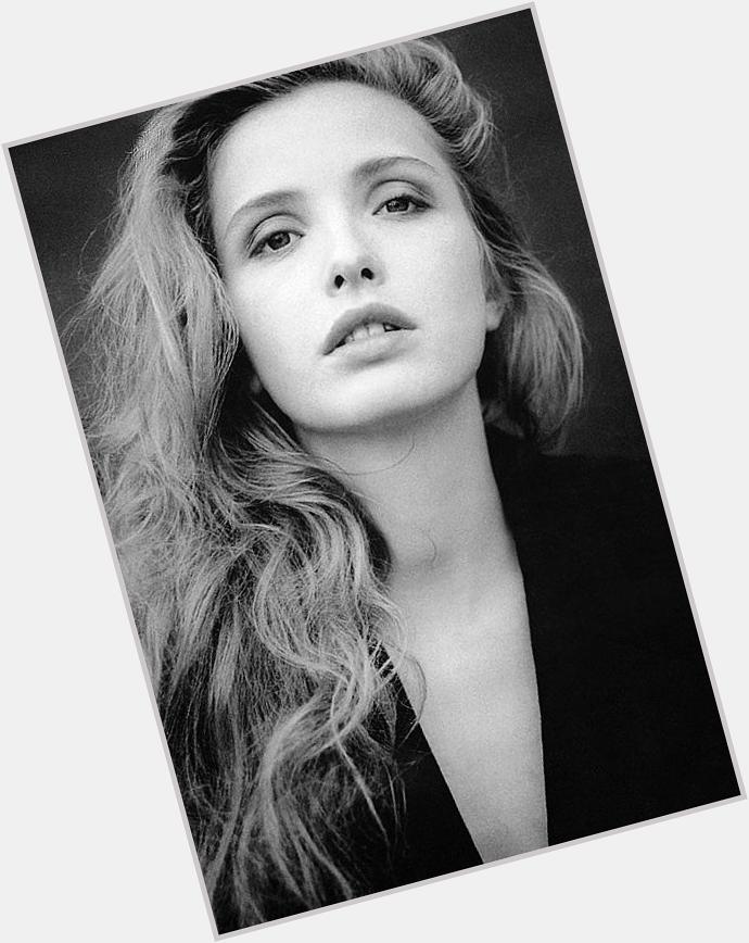 Happy Birthday Julie Delpy, wonderful actress and still gorgeous as ever 