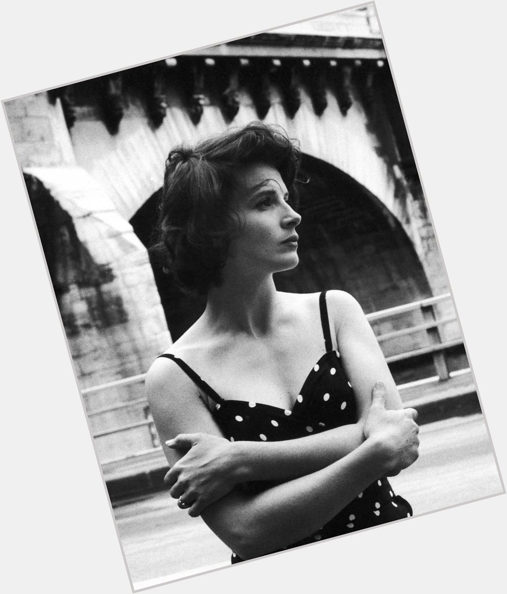 Happy birthday to this French legend Academy Award Winner Juliette Binoche  