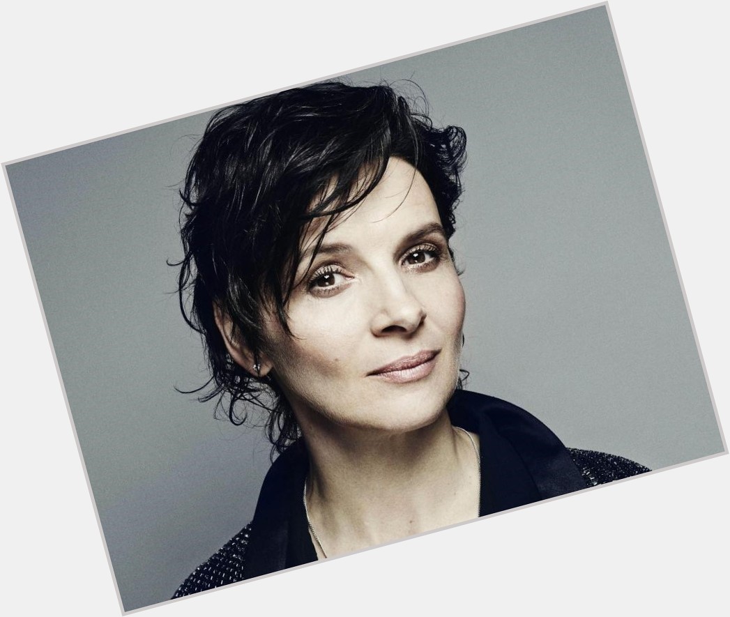 Happy birthday Juliette Binoche! The French actress is 57 today.

What is your favourite performance of hers? 