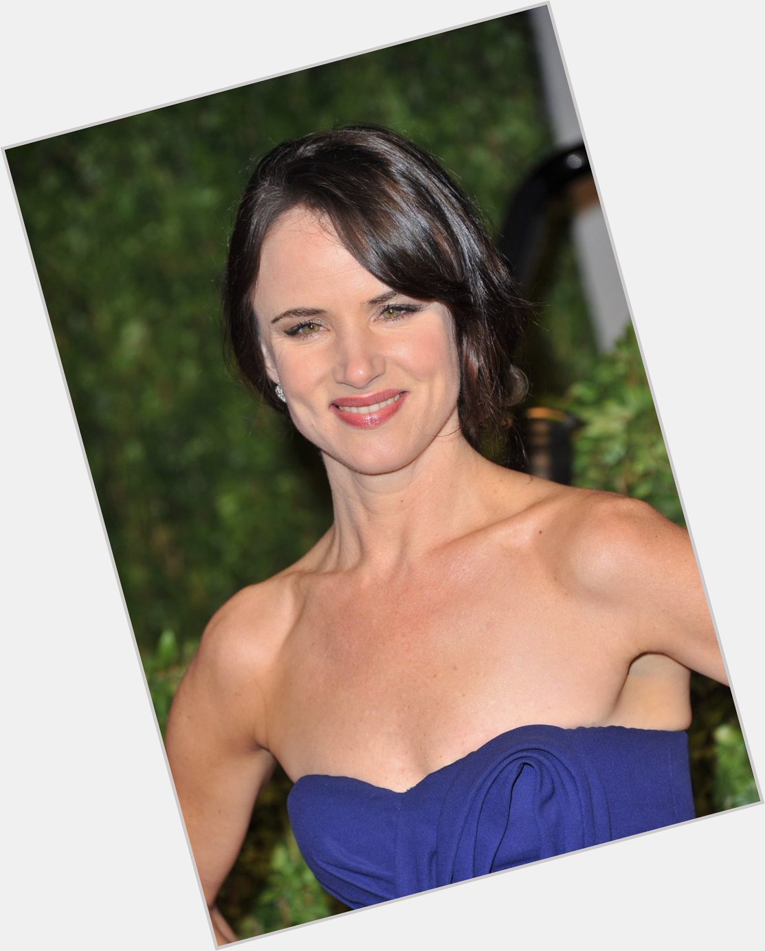 Happy Birthday to Juliette Lewis! 

What is the first role you think of when you see her picture? 
