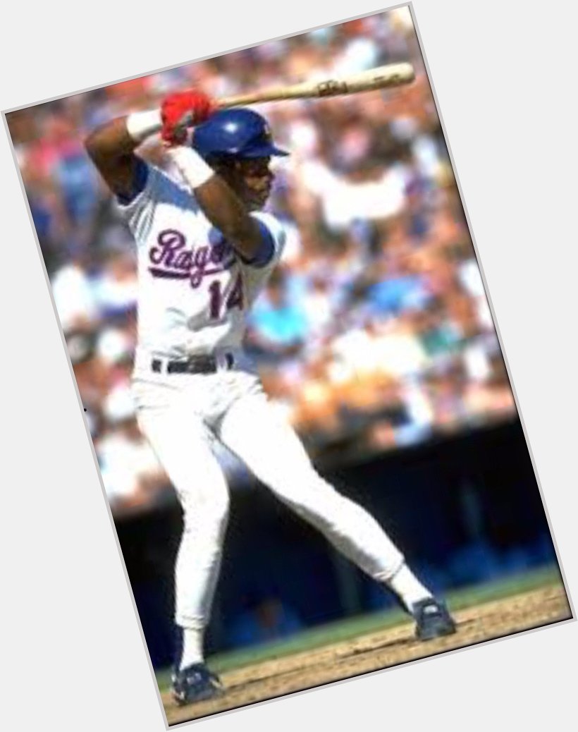 Happy 60th Birthday to Julio Franco!

A great hitter with an equally great batting stance. 