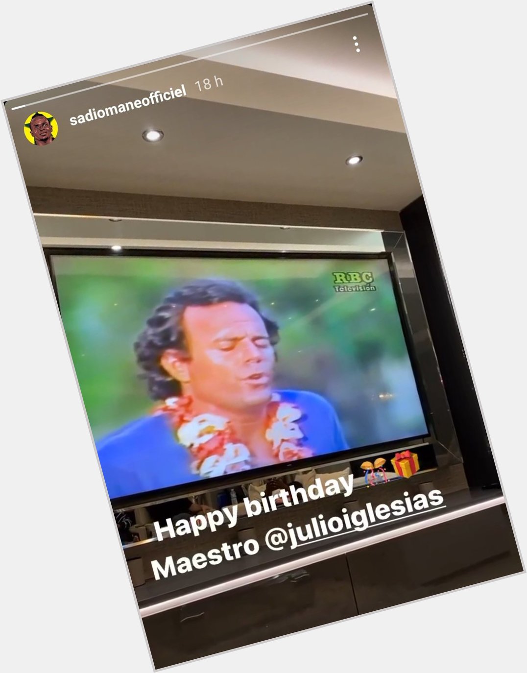 \"Happy birthday maestro\"

La felicitación de Sadio Mané a Julio Iglesias  