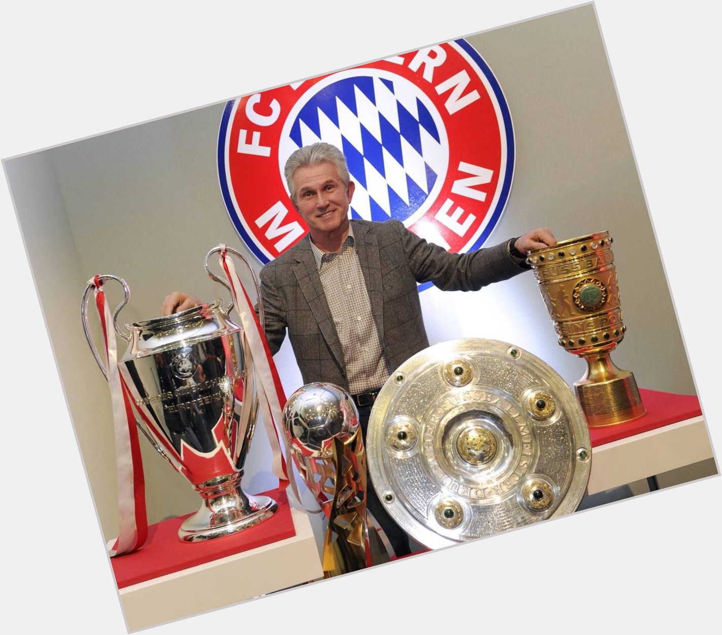 Happy birthday to Bayern legendary coach Jupp Heynckes, who turns 78 today!    