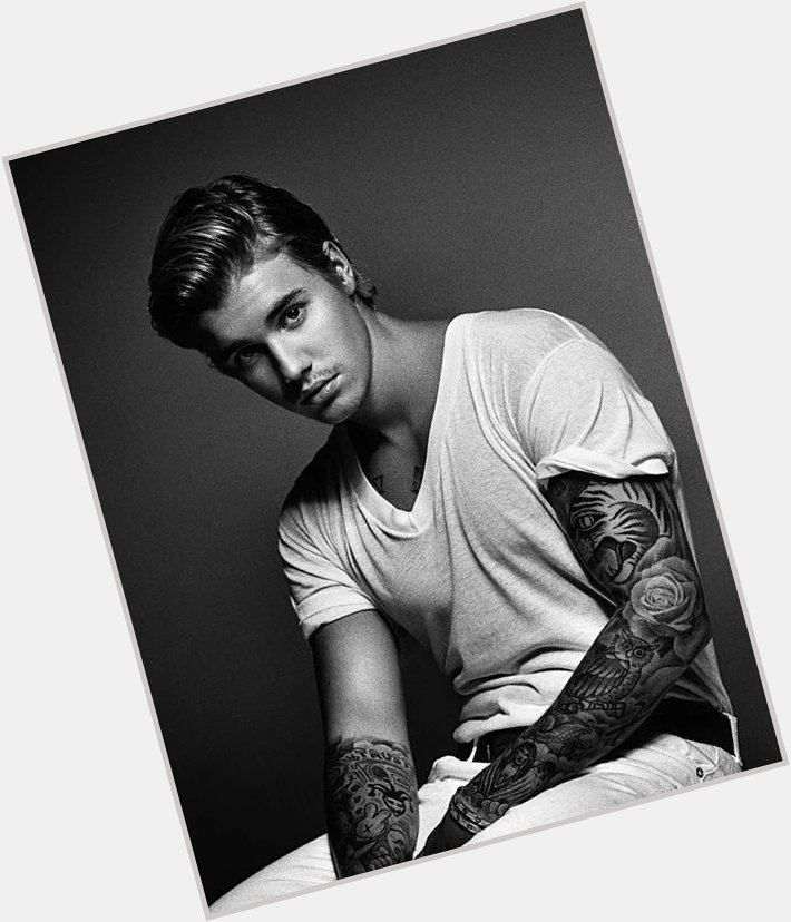 Happy birthday Justin Bieber....    