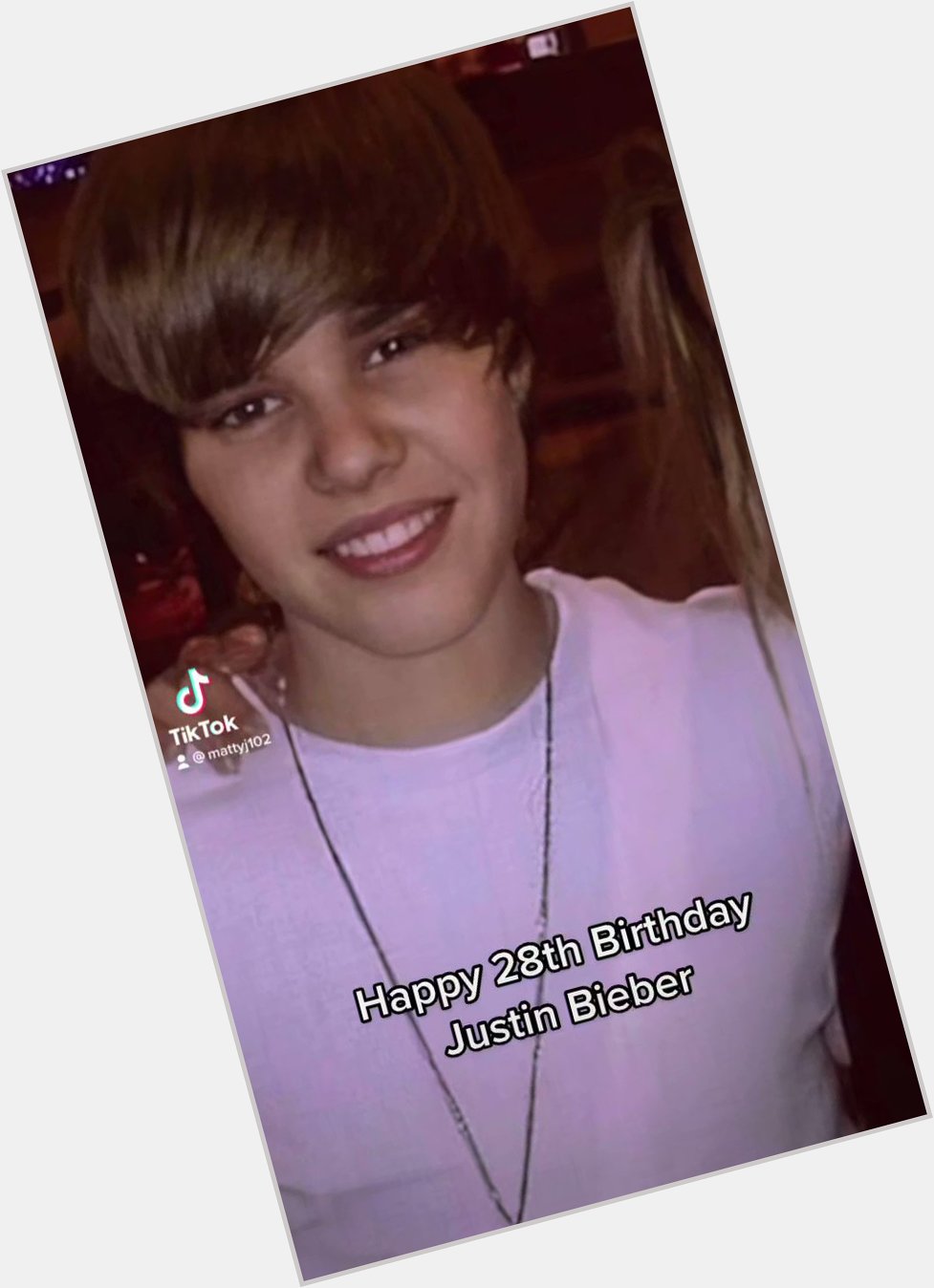 Happy 28th birthday Justin Bieber 