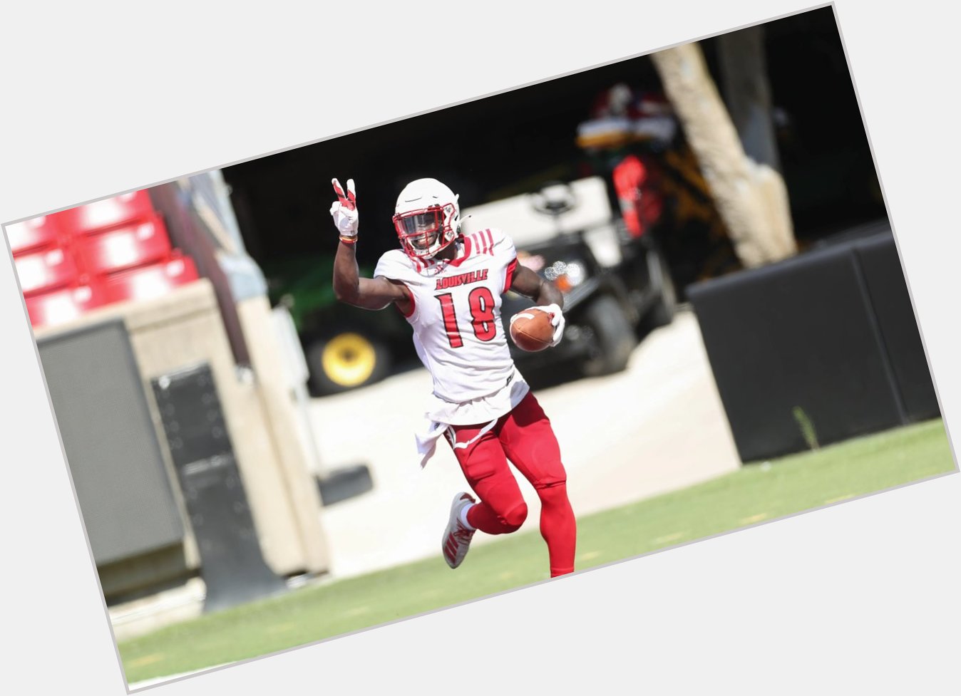 Happy Birthday to Louisville Wide Receiver Justin Marshall. 