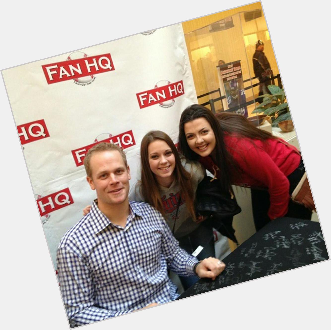 HAPPY BIRTHDAY TO MY FAVORITE, JUSTIN MORNEAU!  still so grateful that he let us get a picture with him. 
