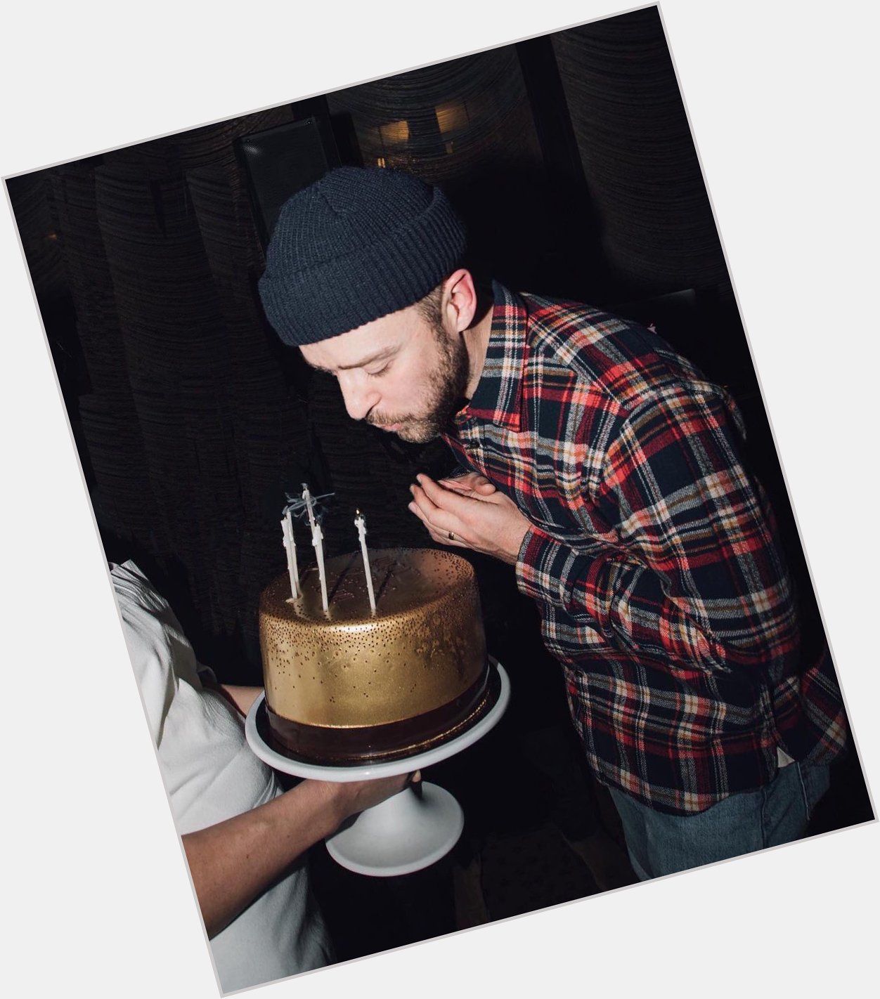Sorry, the lady in the back was distracting Happy Birthday Justin Timberlake 