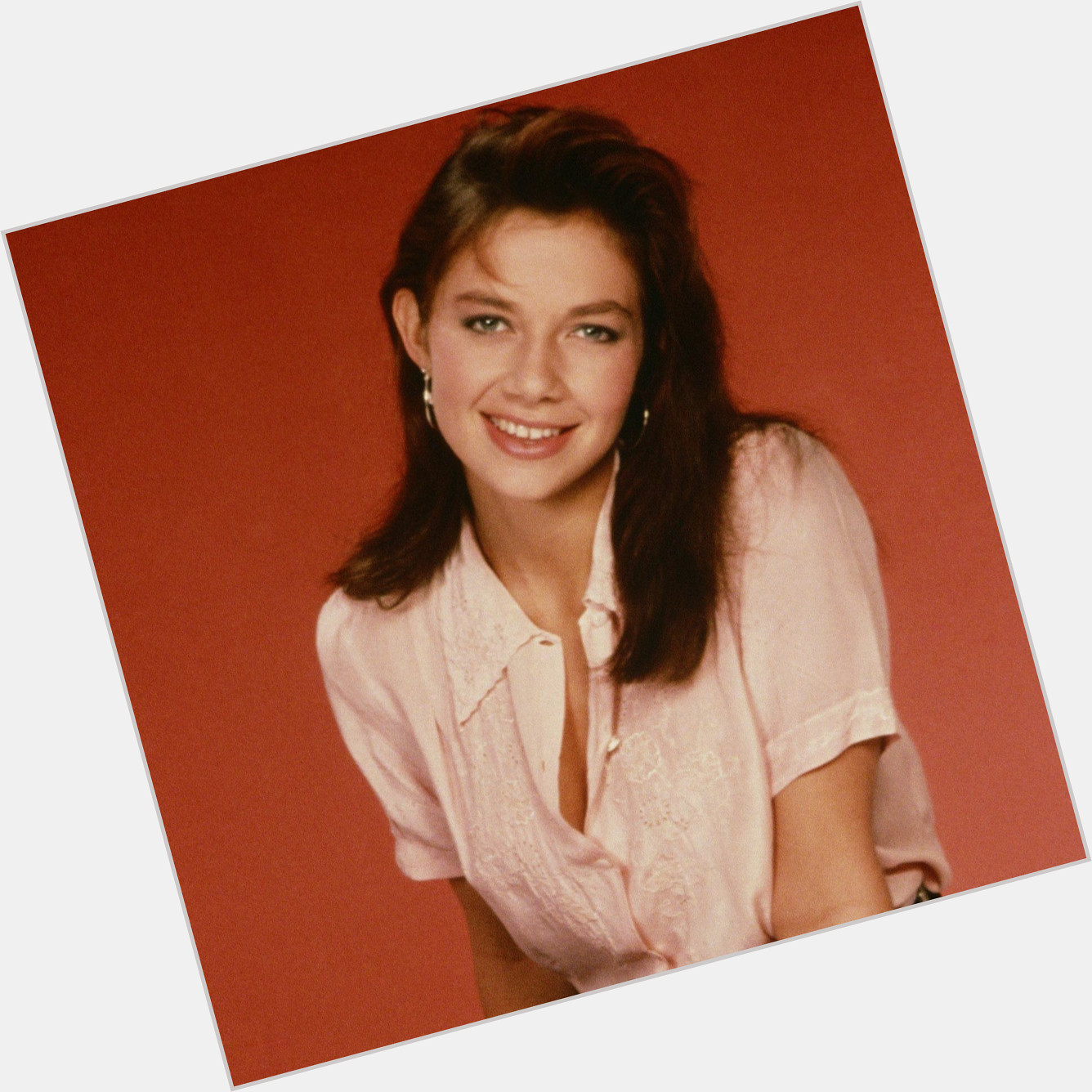 Happy 54th birthday to Justine Bateman!!    