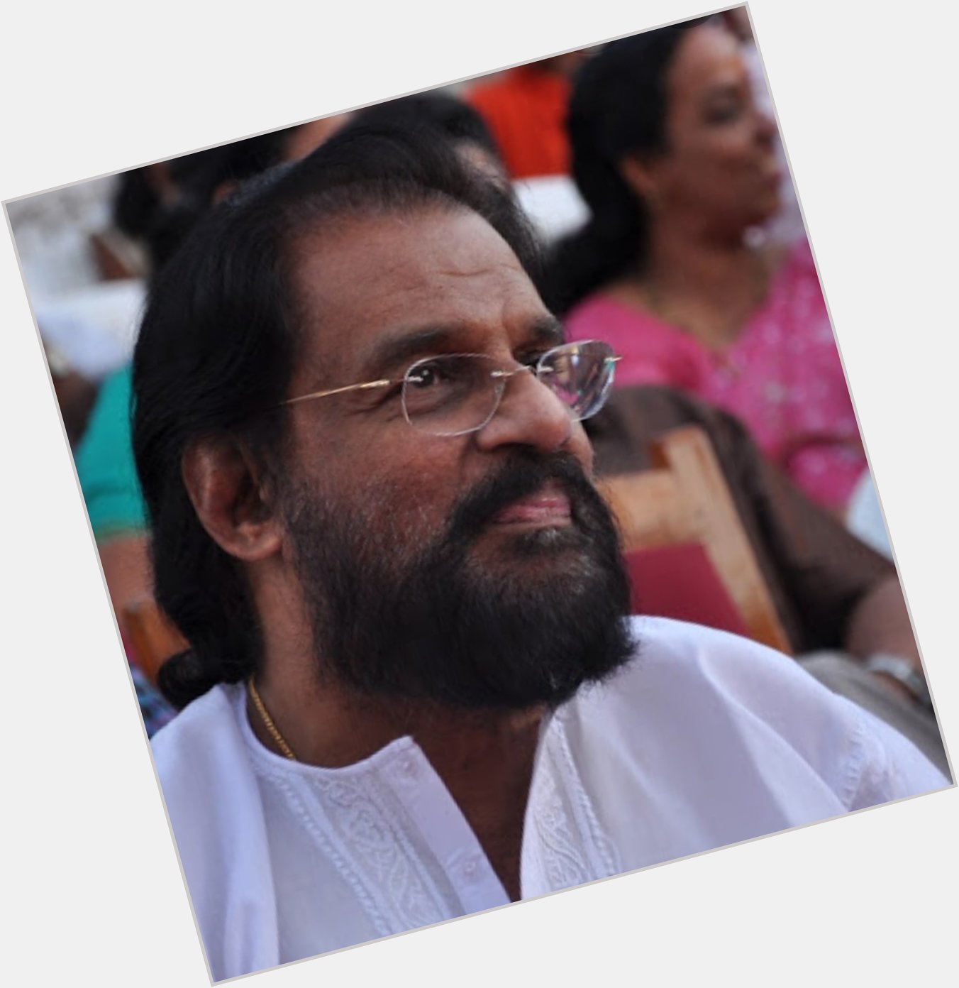 Team Mouna Raagam wishes our Living Legend Shri K. J. YESUDAS a very happy and healthy birthday 