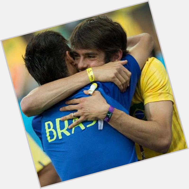 Tw Neymar: \"Happy birthday, brother... May God continue to bless you... Many congrats, crack!!! *kaka 33 today